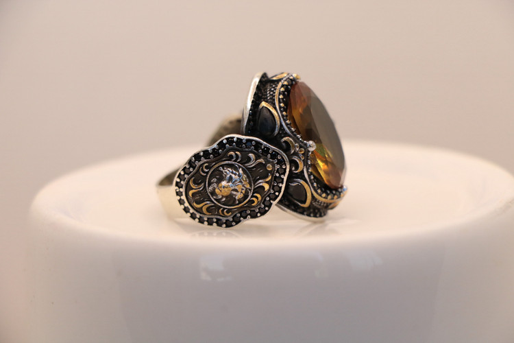 انگشتر نقره مردانه الکساندریت بیضی طرح سزار