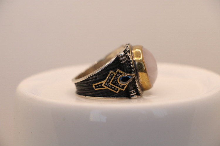 انگشتر نقره مردانه عقیق سلیمانی صورتی