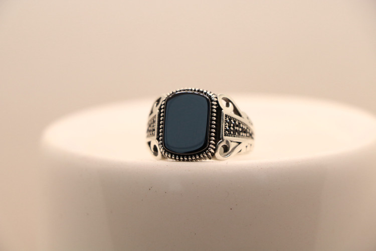 انگشتر نقره مردانه سنگ اونیکس تخت
