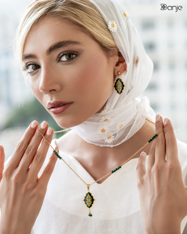 گردنبند ورق طلا پیچک