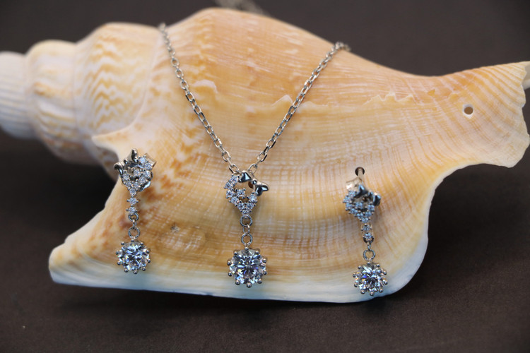 نیم ست نقره زنانه برلیان