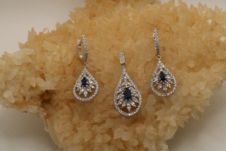 نیم ست نقره زنانه کوارتز کبود یاقوتی