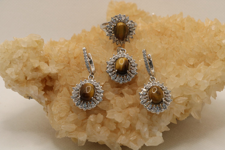 نیم ست نقره زنانه نگین چشم ببر (سنگ ثروت)