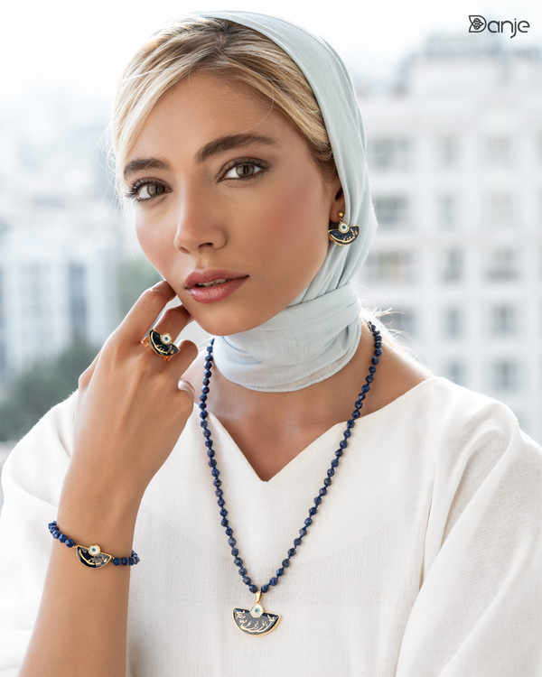 انگشتر ورق طلا نیم دایره جانی و دلی