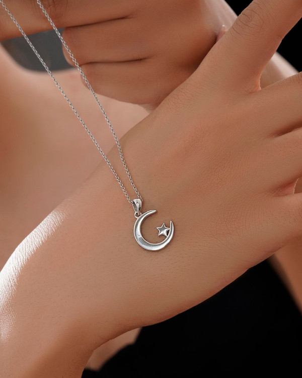 پلاک نقره ماه و ستاره