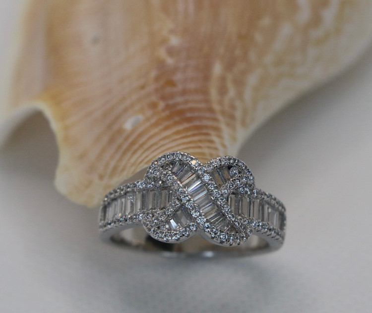 انگشتر نقره زنانه نگین باگت