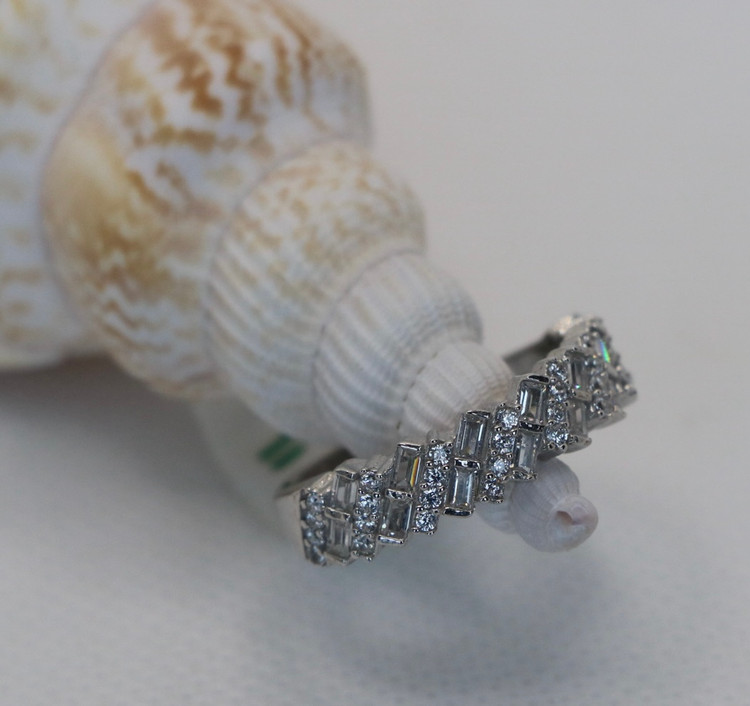 انگشتر نقره زنانه نگین باگت