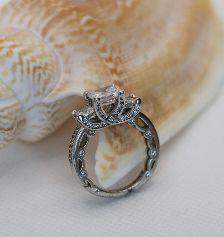 انگشتر نقره زنانه سولیتر