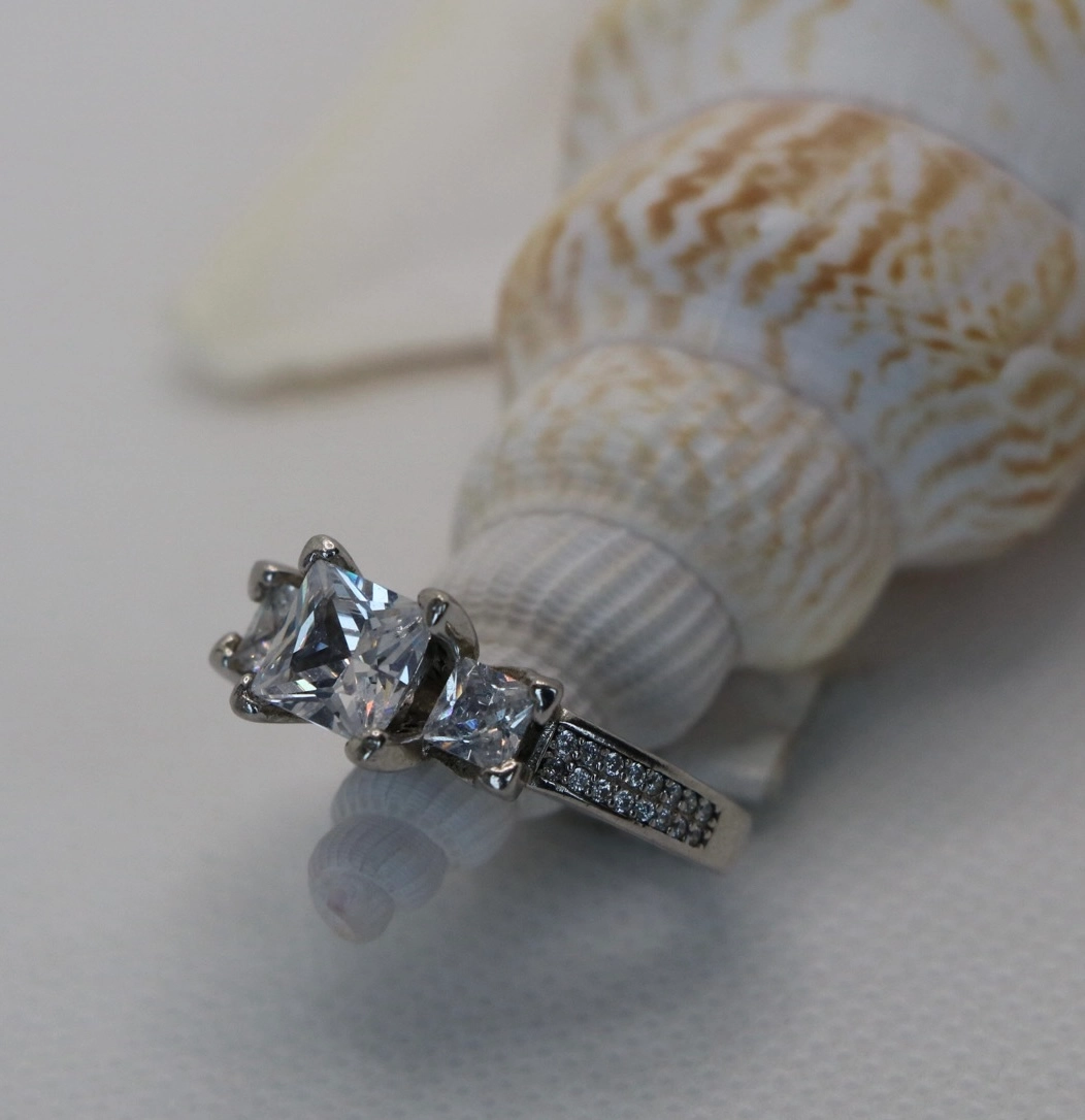 انگشتر نقره زنانه سولیتر