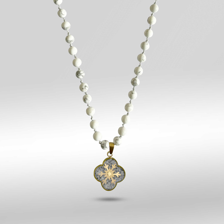 گردنبند ورق طلا زنانه سنگ هولیت زمستان