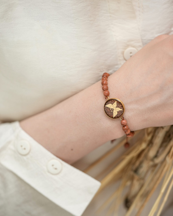 دستبند ورق طلا پروانه