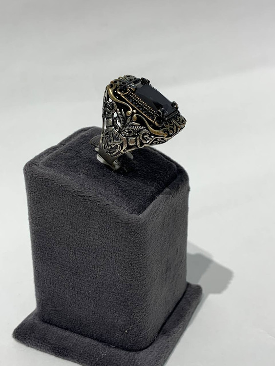 انگشتر نقره مردانه سنگ اونیکس طرح ونیزی