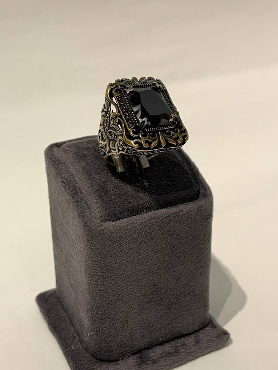 انگشتر نقره مردانه سنگ اونیکس طرح ونیزی