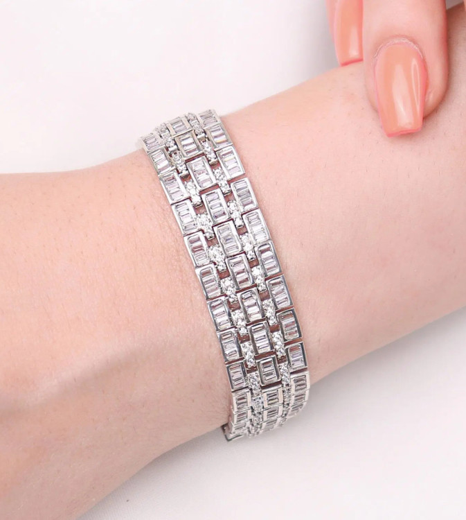 دستبند نقره زنانه نگین باگت