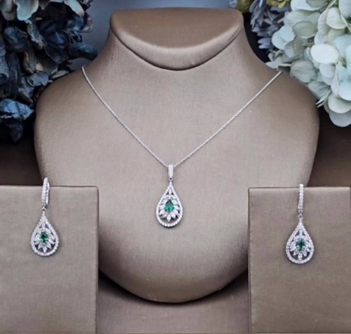 نیم ست نقره زنانه کوارتز سبز زمردی