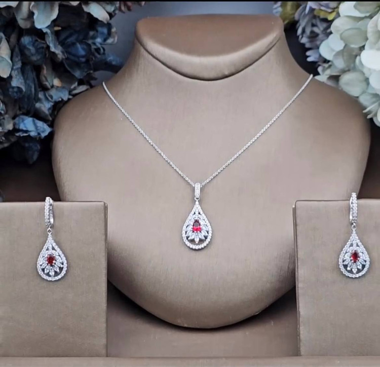 نیم ست نقره زنانه یاقوت سرخ