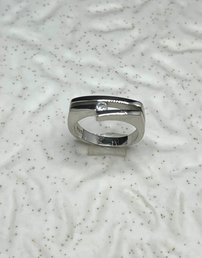 انگشتر نقره زنانه ظریف ساده