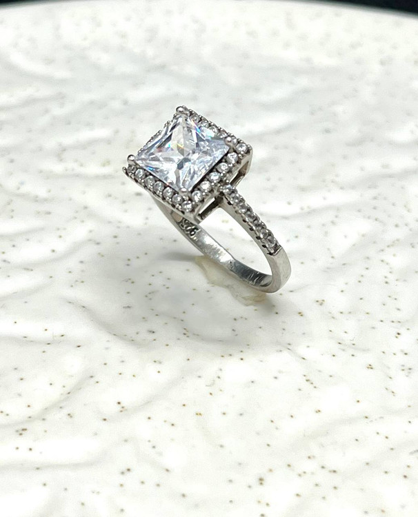 انگشتر نقره زنانه نگین اتمی