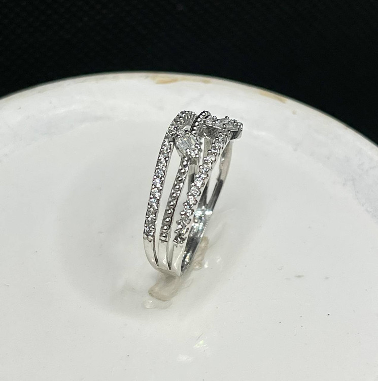 انگشتر نقره زنانه نگین اتمی