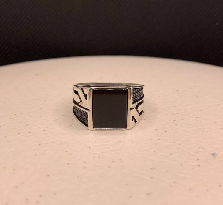 انگشتر نقره مردانه اونیکس صفحه مستطیلی