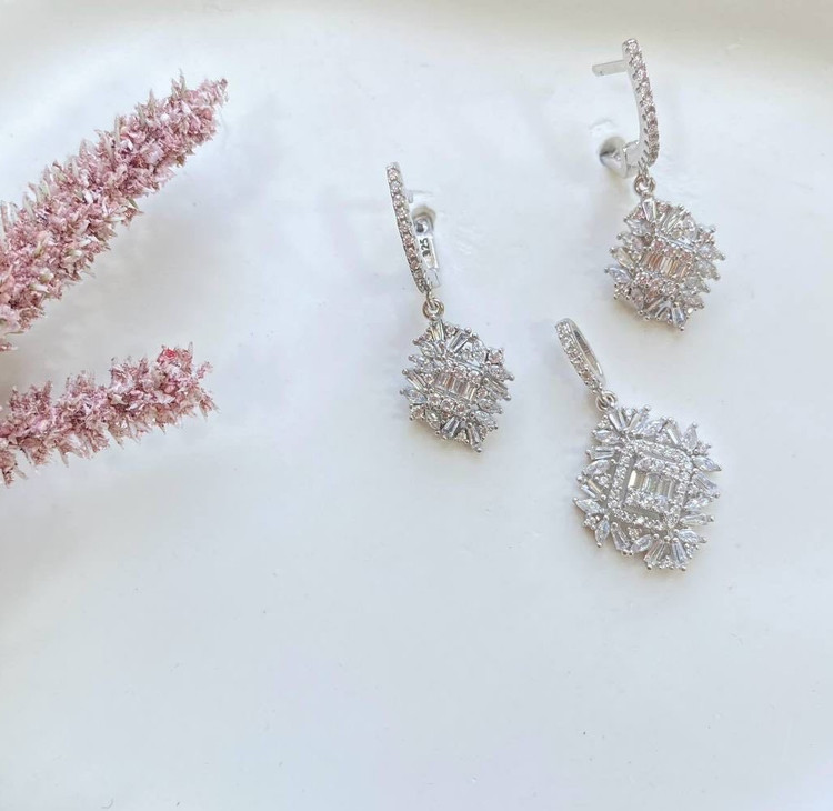 نیم ست نقره زنانه جواهری نگین باگت و مارکیز