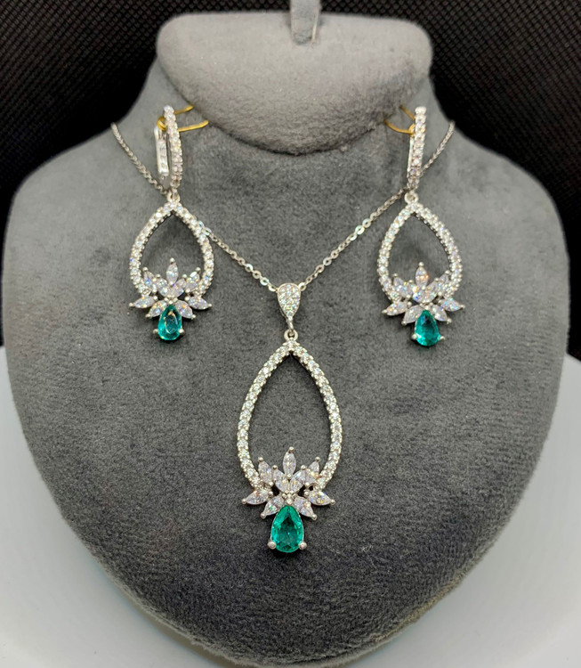 نیم ست نقره زنانه جواهری نگین اشکی و مارکیز