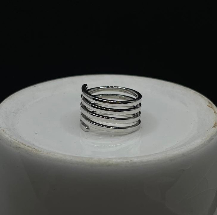 انگشتر نقره زنانه فنری