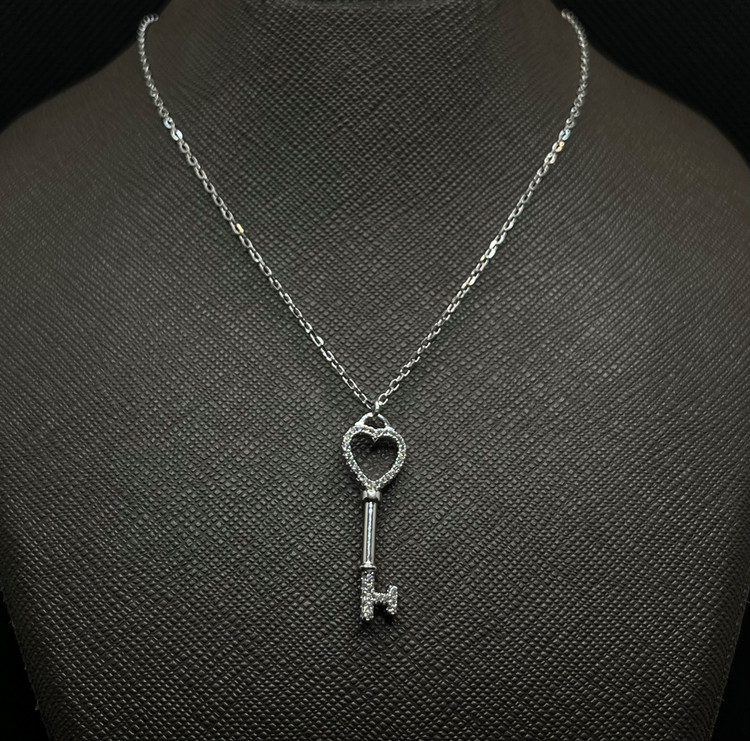 گردنبند نقره زنانه طرح کلید