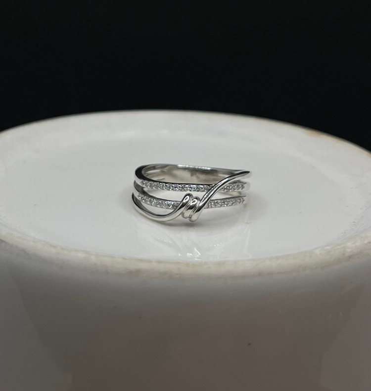 انگشتر نقره زنانه مینیمال مدل گره