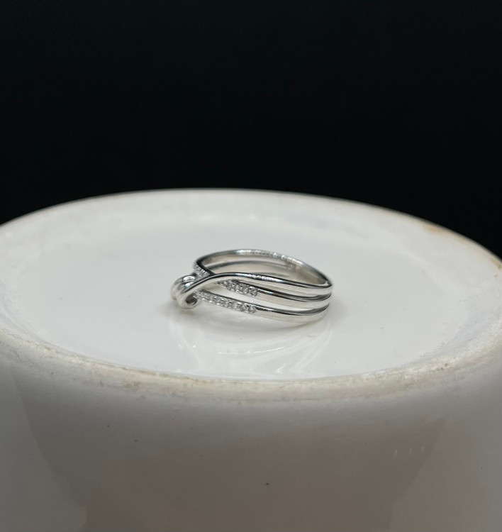 انگشتر نقره زنانه مینیمال مدل گره