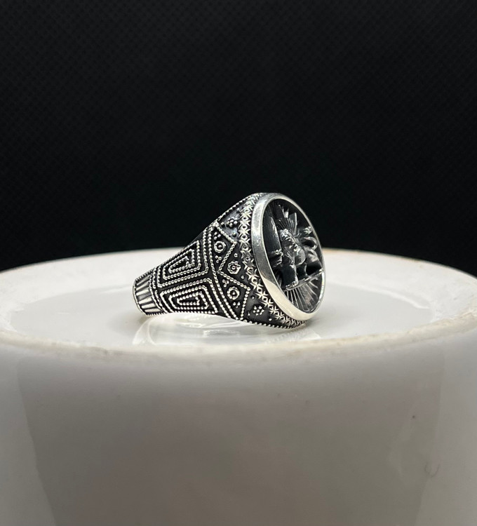 انگشتر نقره مردانه سیاه قلم شیروخورشید