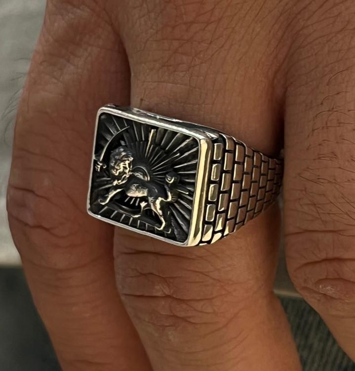 انگشتر نقره مردانه مستطیلی شیروخورشید