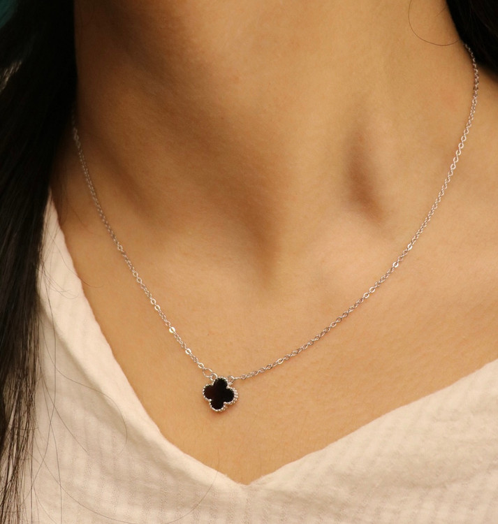 گردنبند نقره زنانه اونیکس ونکلیف