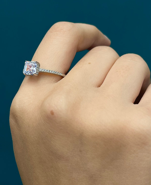 انگشتر نقره زنانه سولیتر نگین مربع