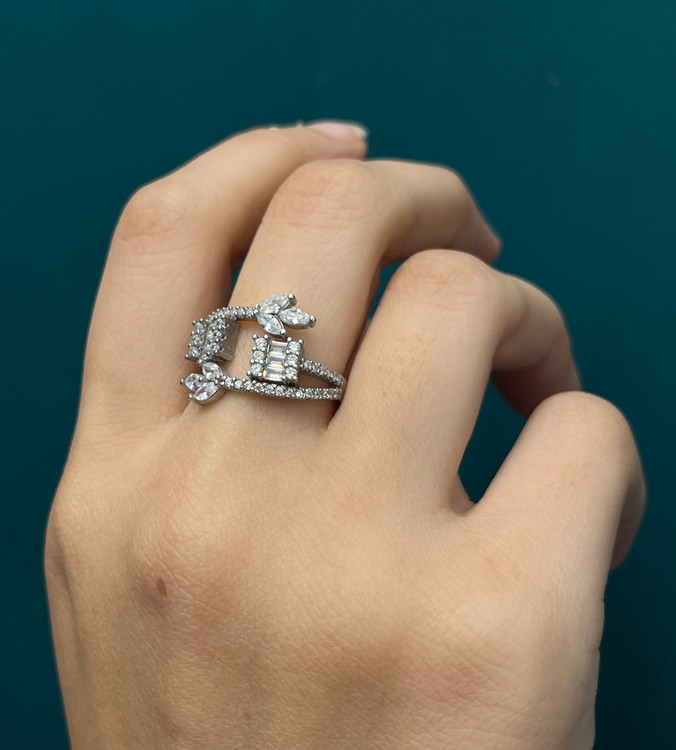 انگشتر نقره زنانه گندمی نگین باگت و مارکیز