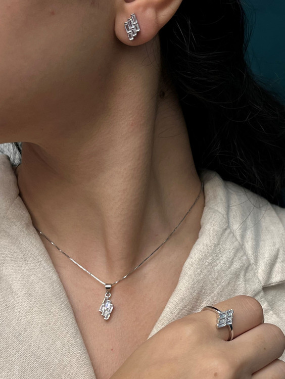 نیم ست نقره زنانه نگین باگت ظریف