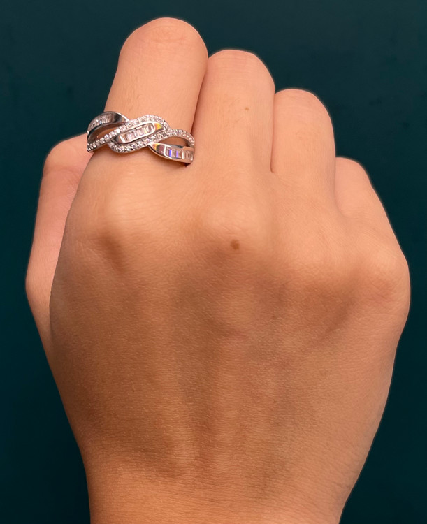 انگشتر نقره زنانه نگین باگت