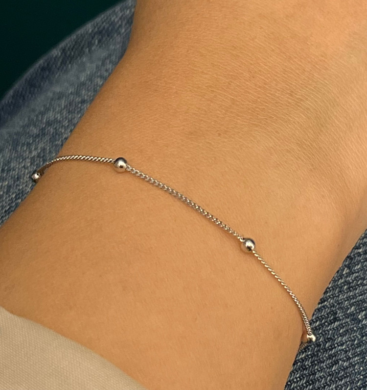 دستبند نقره زنانه ساچمه ای ظریف