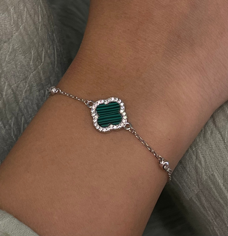 دستبند نقره ونکلیف عقیق سبز دورنگین