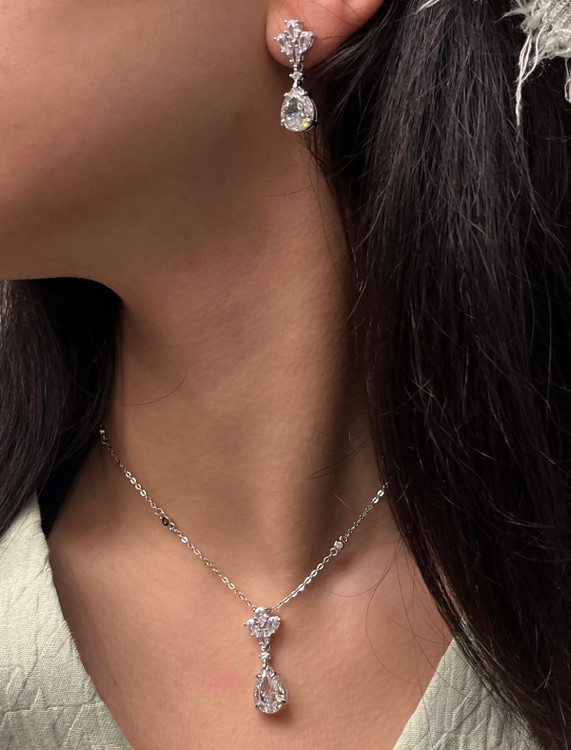 نیم ست نقره زنانه اشکی موزانایت