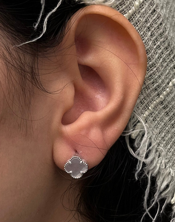 گوشواره نقره زنانه ونکلیف صدف