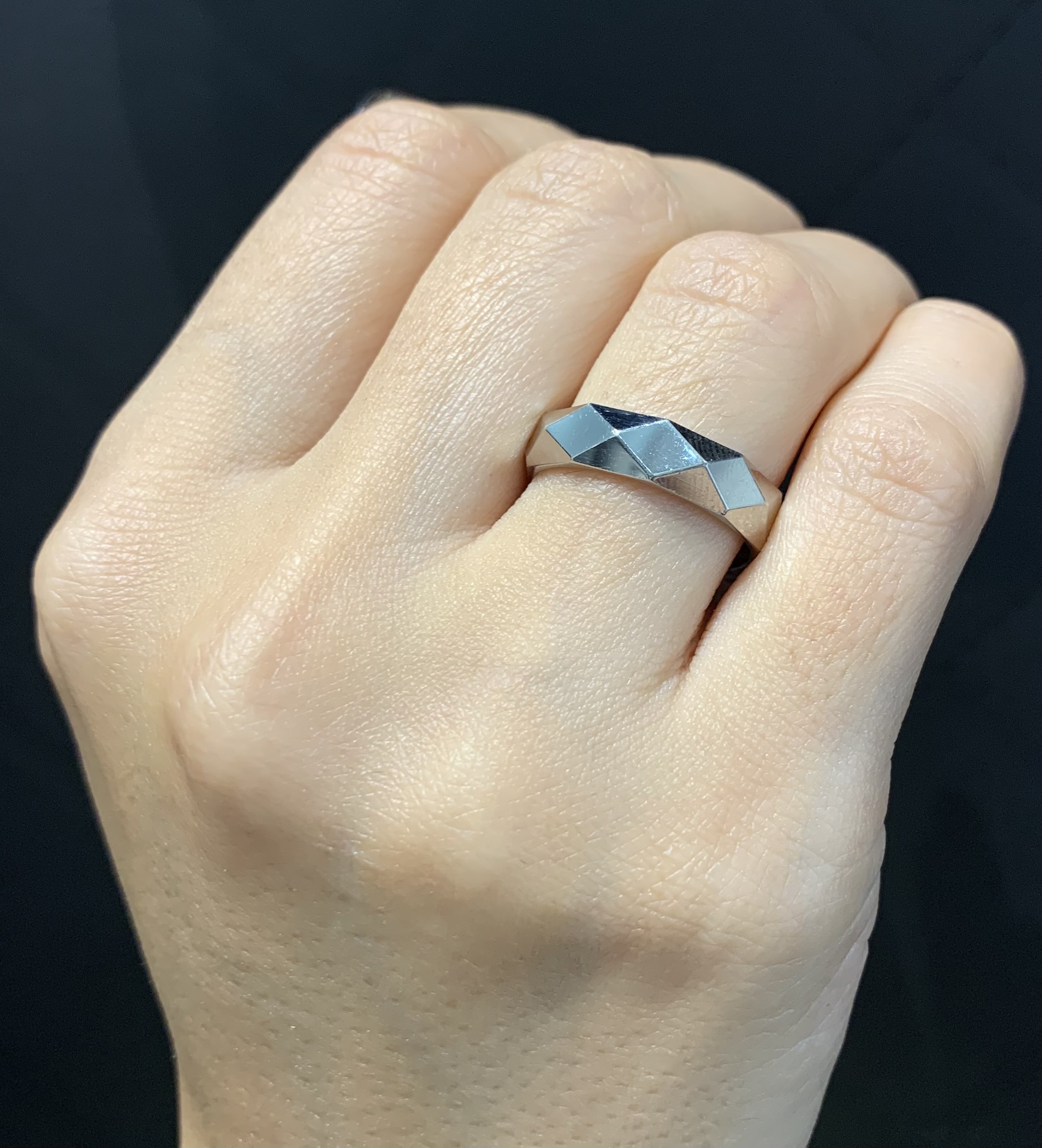 انگشتر نقره زنانه رینگی تراش لوزی