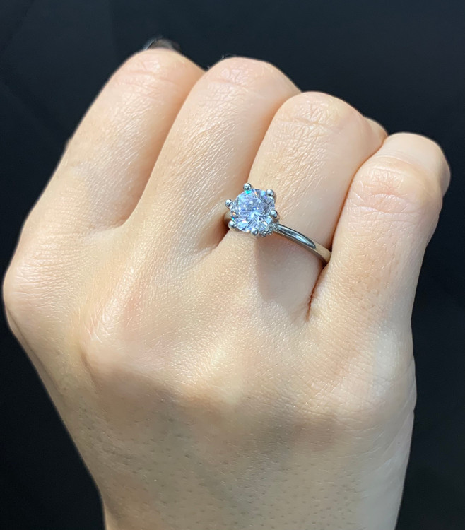 انگشتر نقره زنانه سولیتر پایه بلند