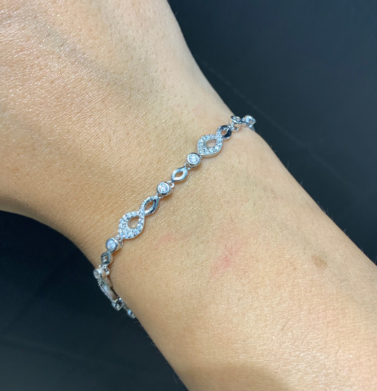 دستبند نقره زنانه بی نهایت