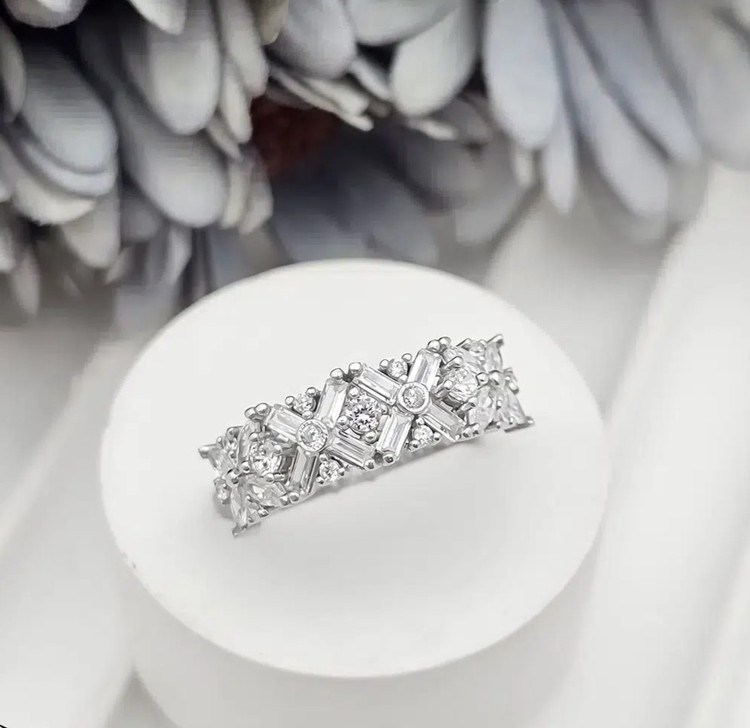 انگشتر نقره زنانه نگین باگت و مارکیز