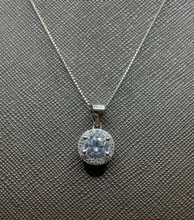 نیم ست نقره زنانه موزانایت گرد دور نگین