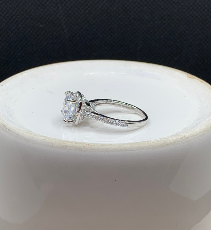 انگشتر نقره زنانه سولیتر مربعی