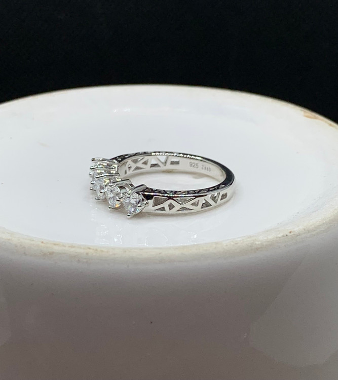 انگشتر نقره زنانه تنیسی